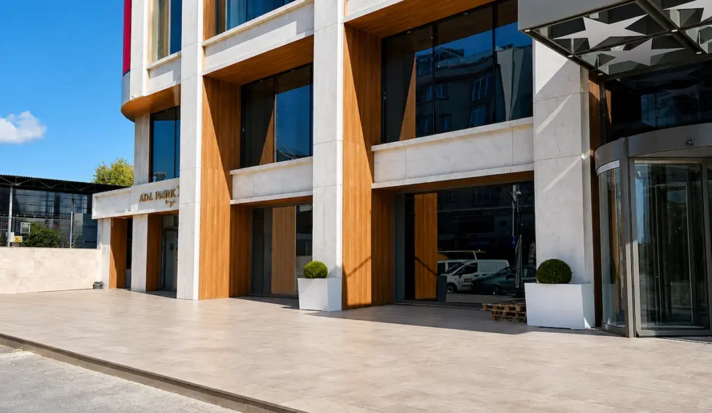 ADL City Sultangazi, kompakt laminat dış cephe kaplama uygulaması