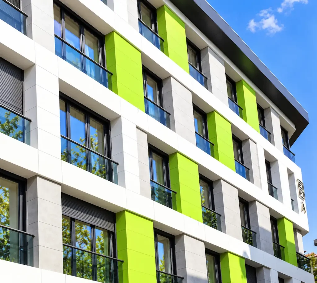 GN Yapı I Yeshill Residence 50 Pruva Yapı Pruva Yapı GN Yapı Yeshill Residence kompakt laminat dış cephe kaplama uygulaması Maltepe-İstanbul