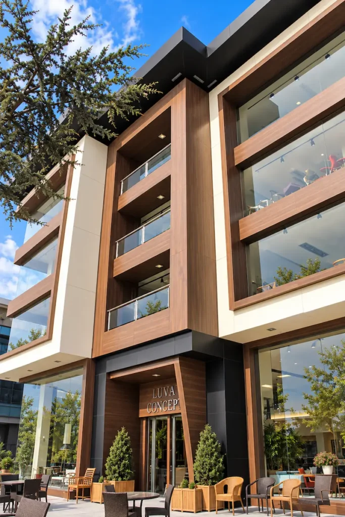 L’uva Concept Mobilya Showroom binası, kompakt laminat dış cephe kaplaması.Dudullu-İstanbul