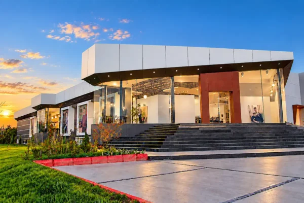 Gürmen Group Ramsey Kip fabrika tesisleri dış cephe kompakt laminat kaplama uygulaması.Safranbolu-Karabük