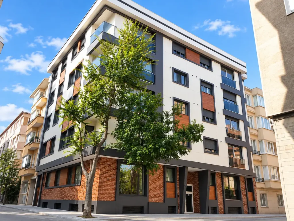 Saray İnşaat I Caferağa Apt. 53 Pruva Yapı Pruva Yapı Saray İnşaat Kadiköy Moda Caferağa apartmanı dış cephe uygulaması