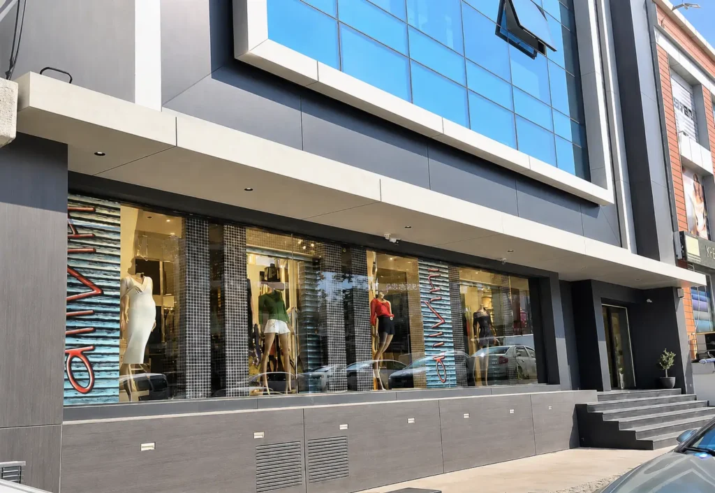 Dilvin Genel Müdürlük binası dış cephe compact laminat uygulaması - Merter