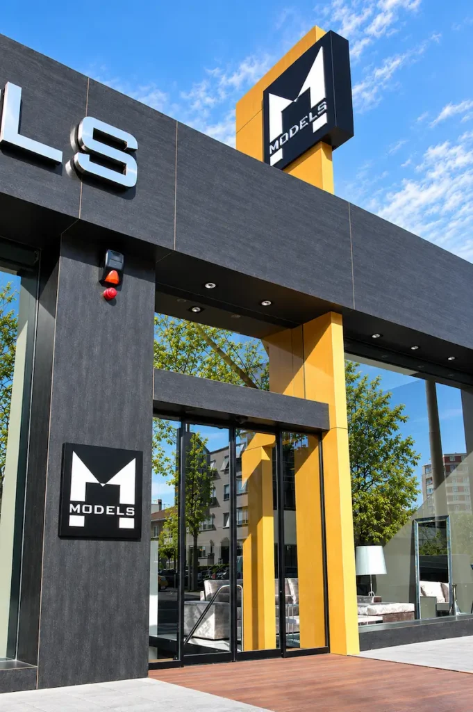 Milano Mobilya kompakt laminat dış cephe kaplaması Etiler-İstanbul